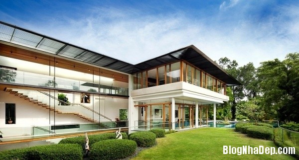 Ngôi nhà 2 tầng sang trọng ở Singapore