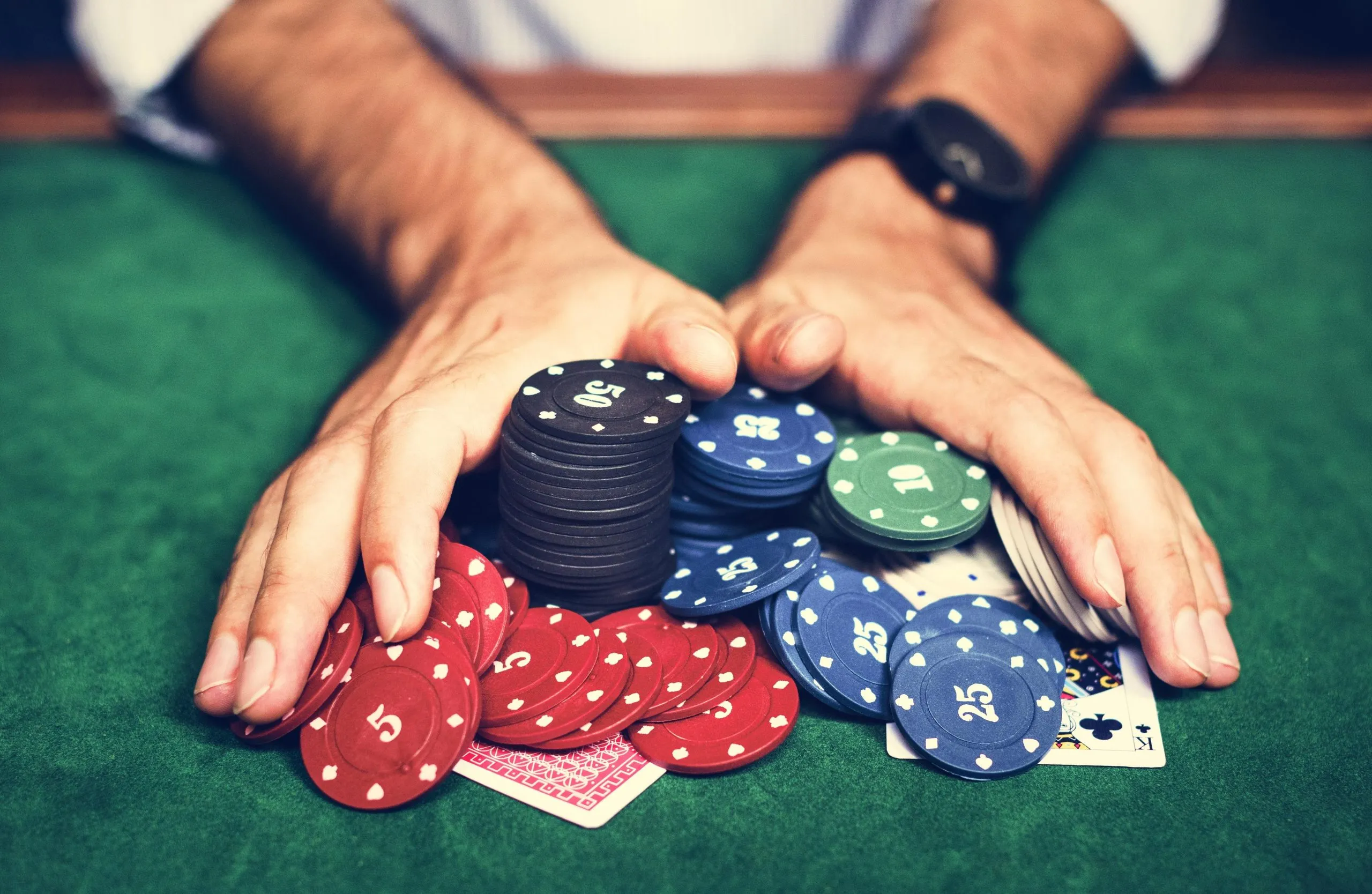 Chọn Bet Size Poker Là Gì? Quy Tắc Chọn Bet Size Poker Chuẩn