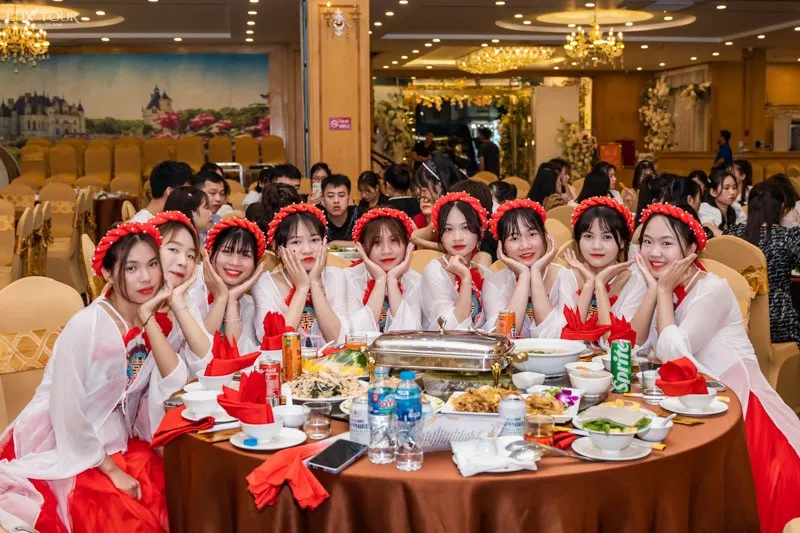 Kinh Nghiệm Tổ Chức Gala Dinner Đơn Giản Và Chi Tiết Nhất