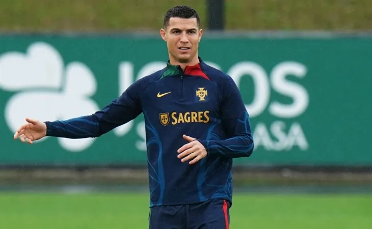 Ronaldo Cao Bao Nhiêu? Thành Tích Nổi Bật Trong Bóng Đá