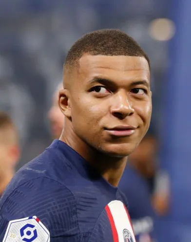 Tiểu Sử Cầu Thủ Mbappe – Cầu Thủ Chuyên Nghiệp Người Pháp