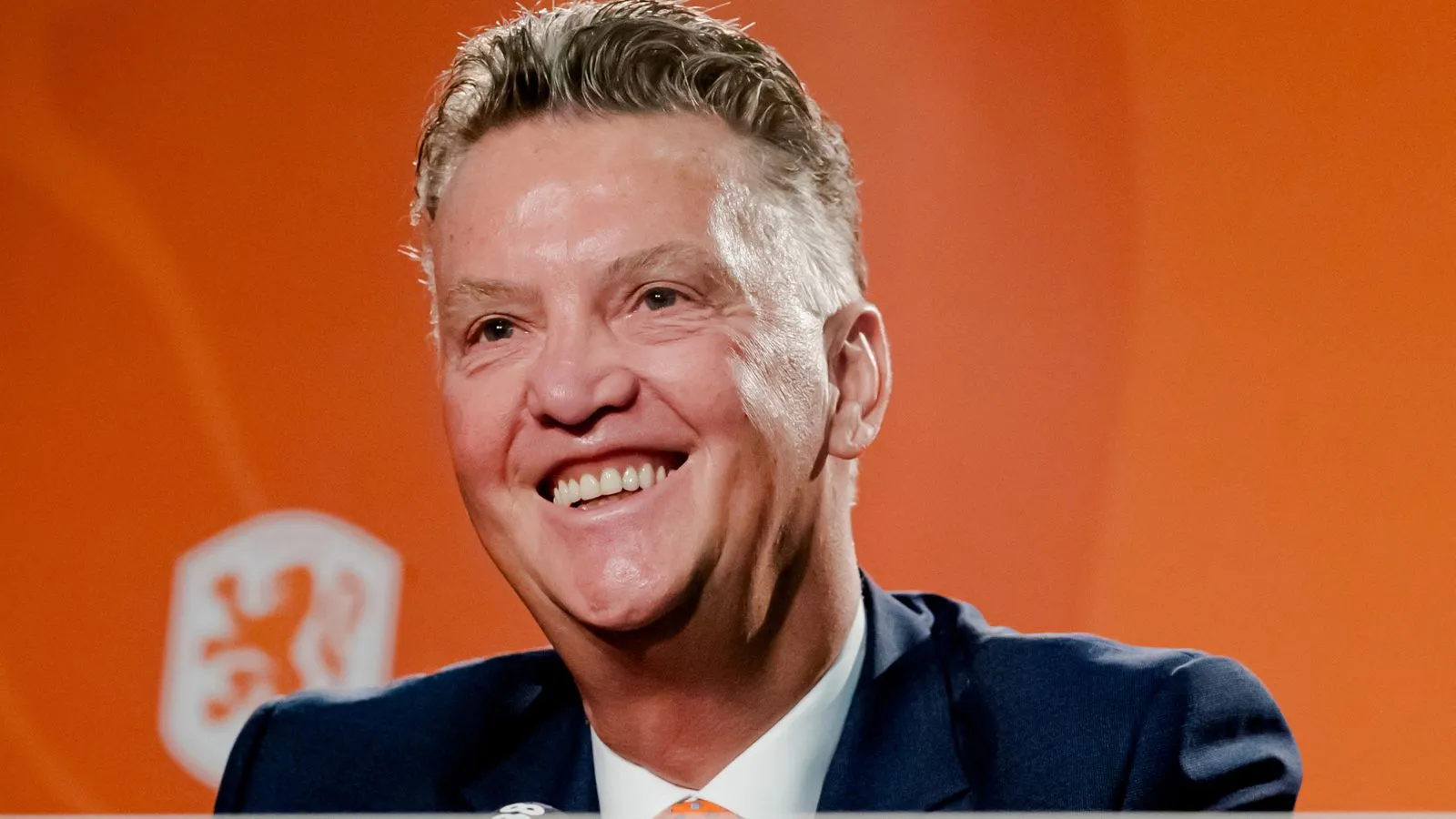 Tiểu Sử HLV Louis Van Gaal Và Những Thành Tích Nổi Bật Nhất