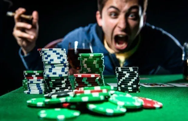 Tilt Poker Là Gì? Nguyên Nhân Và Các Chiến Lược Để Giảm Mức Độ Tilt Poker